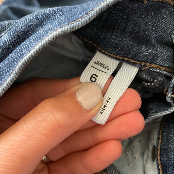 LOFT Skinny Jeans - Picture 4 of 7